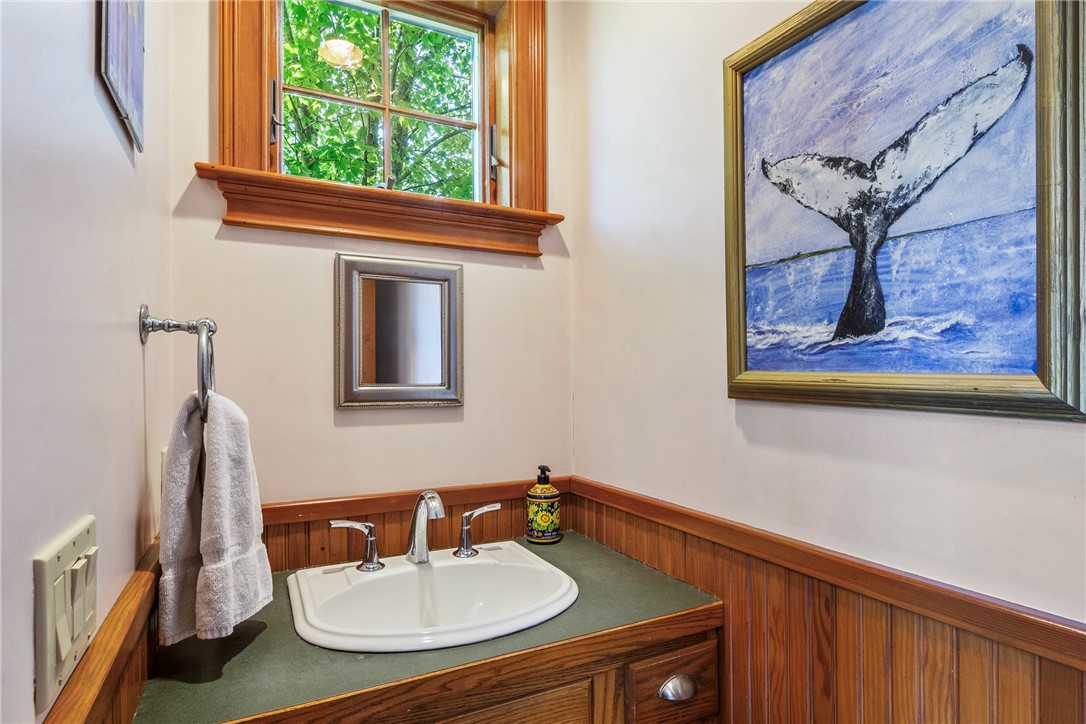 201 Paradise Avenue Middletown, RI 02842 - Photo 16 of 48 half bath on entry level