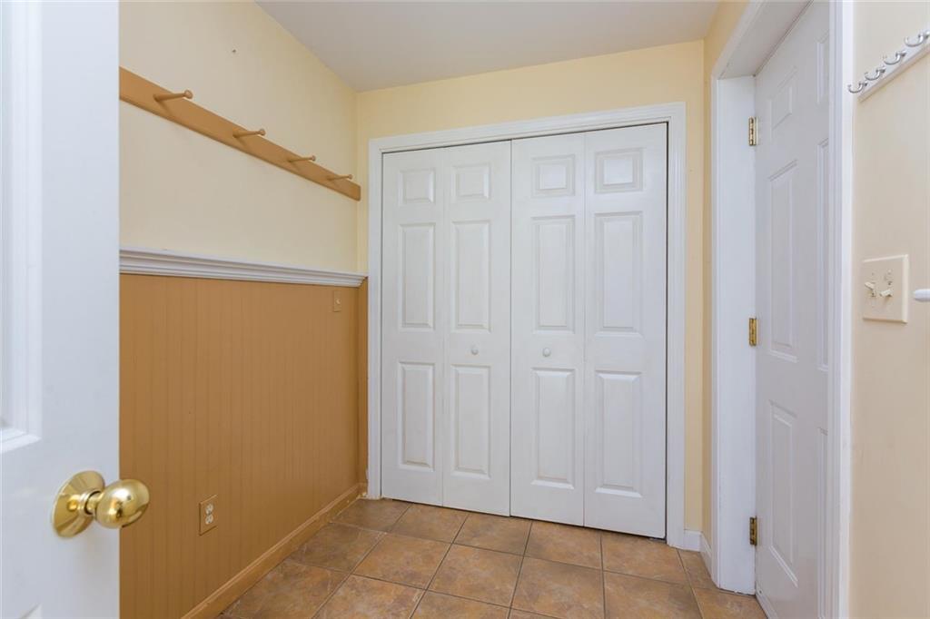 84 Mill Road Cumberland Center, ME 04021 - Photo 33 of 35 Mudroom