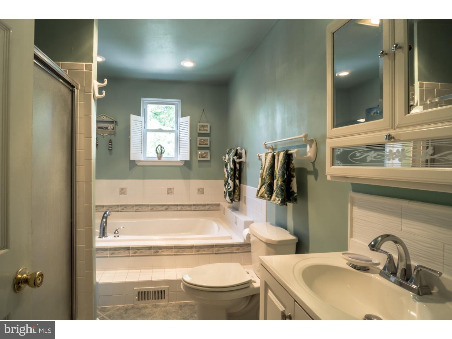 2124 Fort Bevon Road Harleysville, PA 19438 - Photo 11 of 18 Gallery Image 11