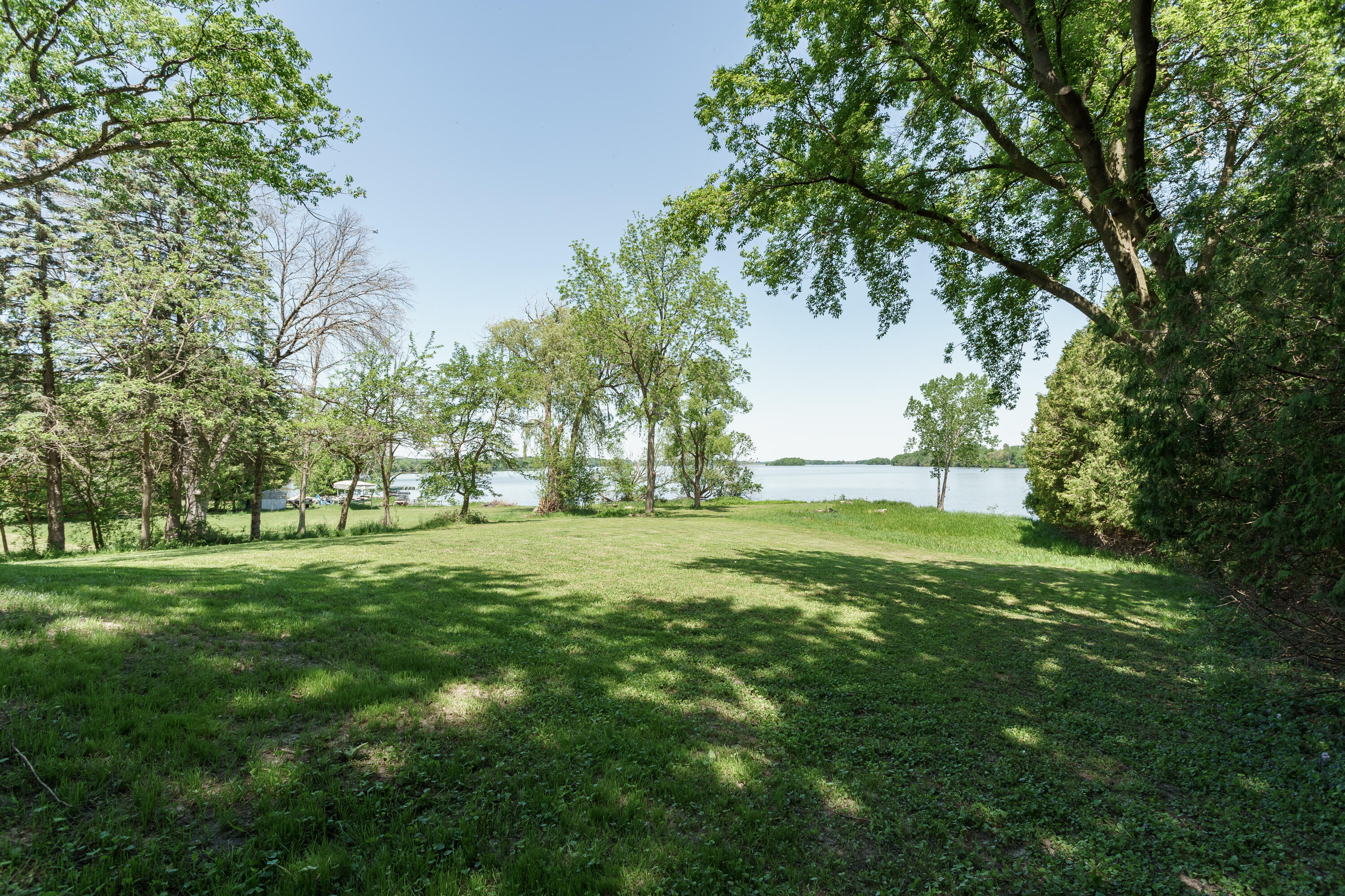W4428 East Lakeview Road Hustisford, WI 53034 - Photo 5 of 64 5