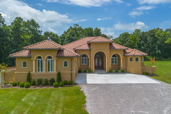 $1,150,000 | 1839 State Highway 99, Chapel Hill, TN 37034