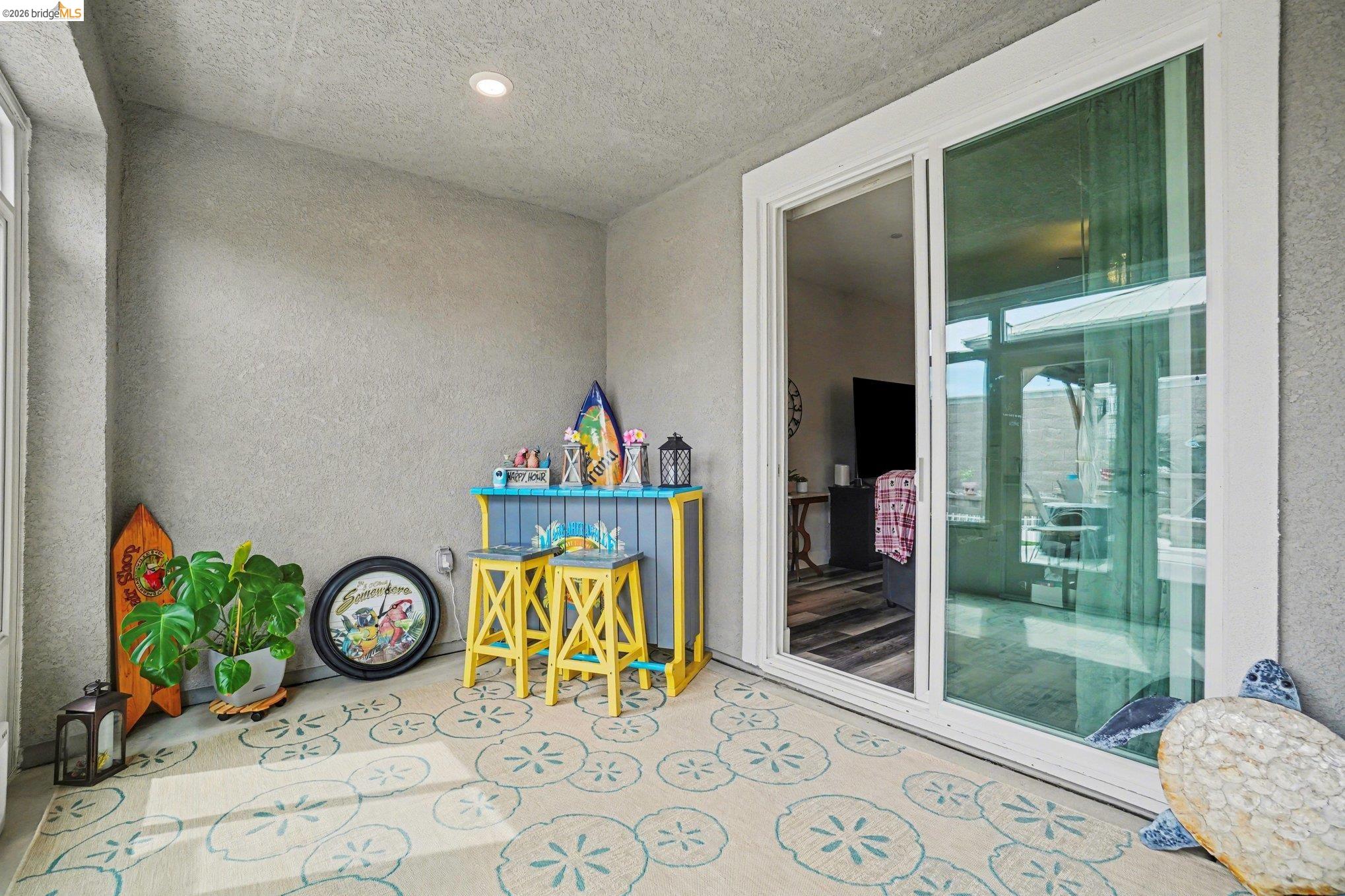 4585 Prairie Path Rio Vista, CA 94571 - Photo 25 of 45 a area with painting on the wall and a potted plant