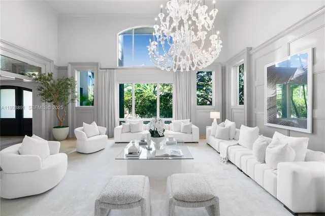 $8,750,000 | 5077 North Bay Road, Miami Beach, FL 33140