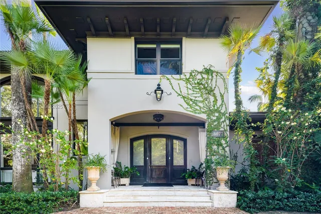 $8,750,000 | 5077 North Bay Road, Miami Beach, FL 33140