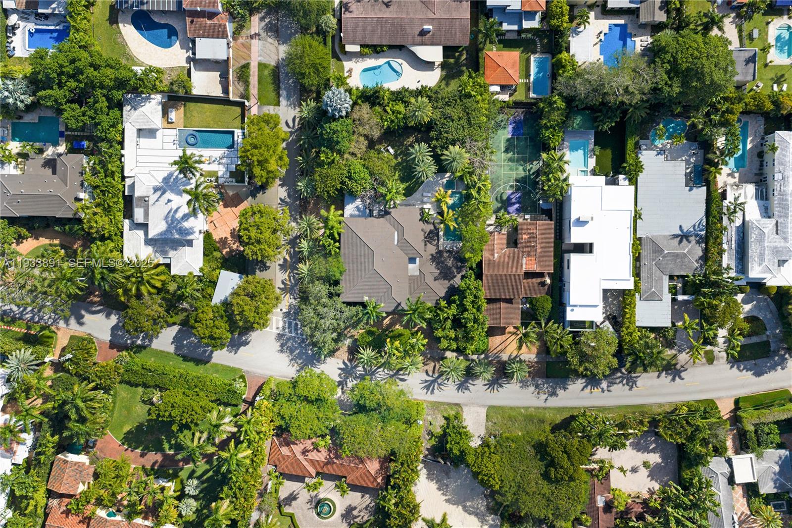 5077 North Bay Road Miami Beach, FL 33140 - Photo 40 of 41