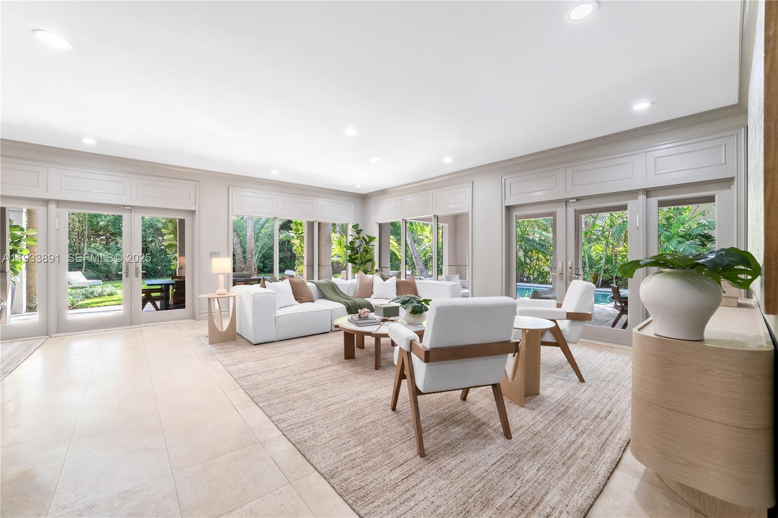 5077 North Bay Road Miami Beach, FL 33140 - Photo 9 of 41