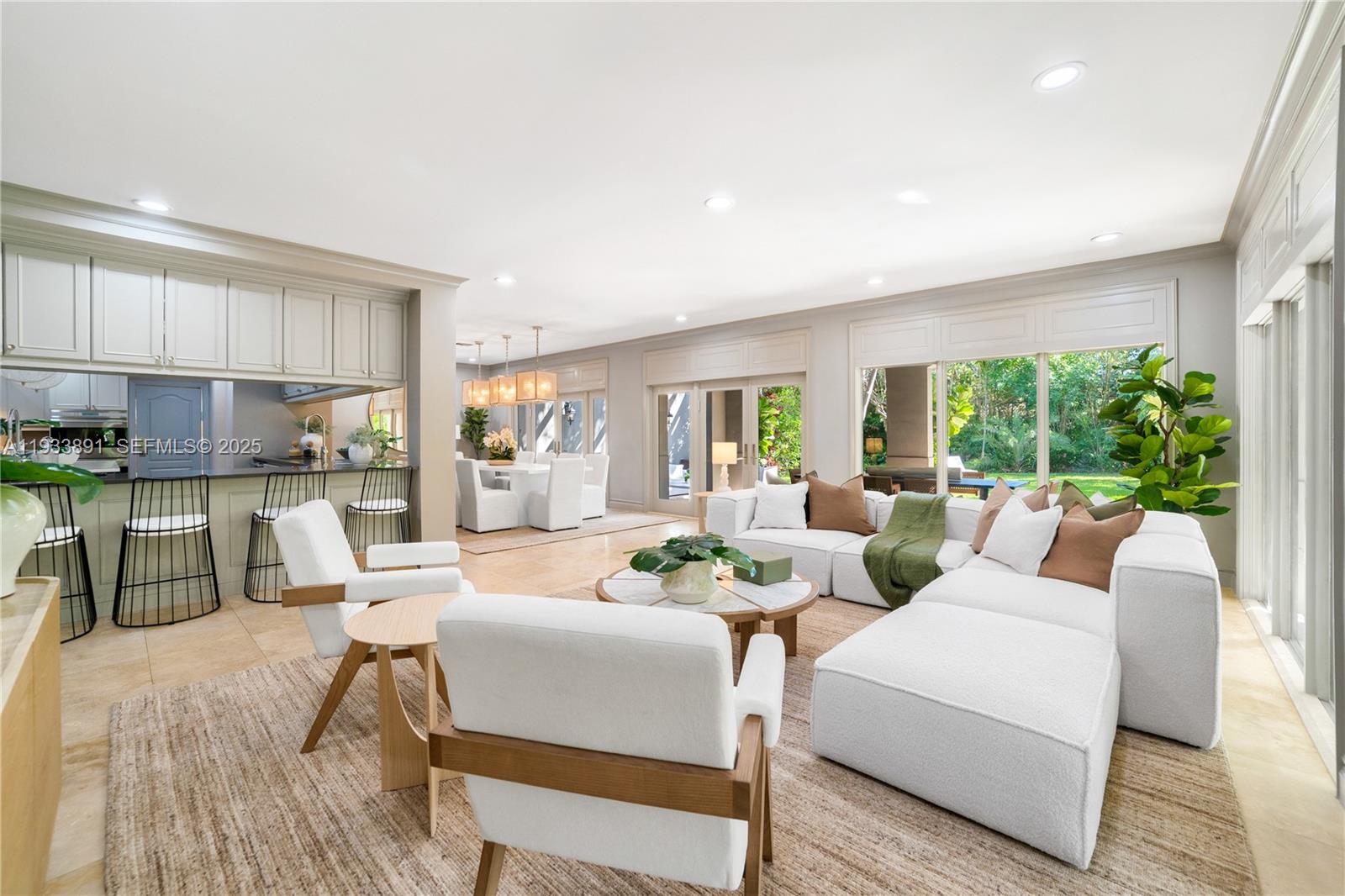 5077 North Bay Road Miami Beach, FL 33140 - Photo 10 of 41