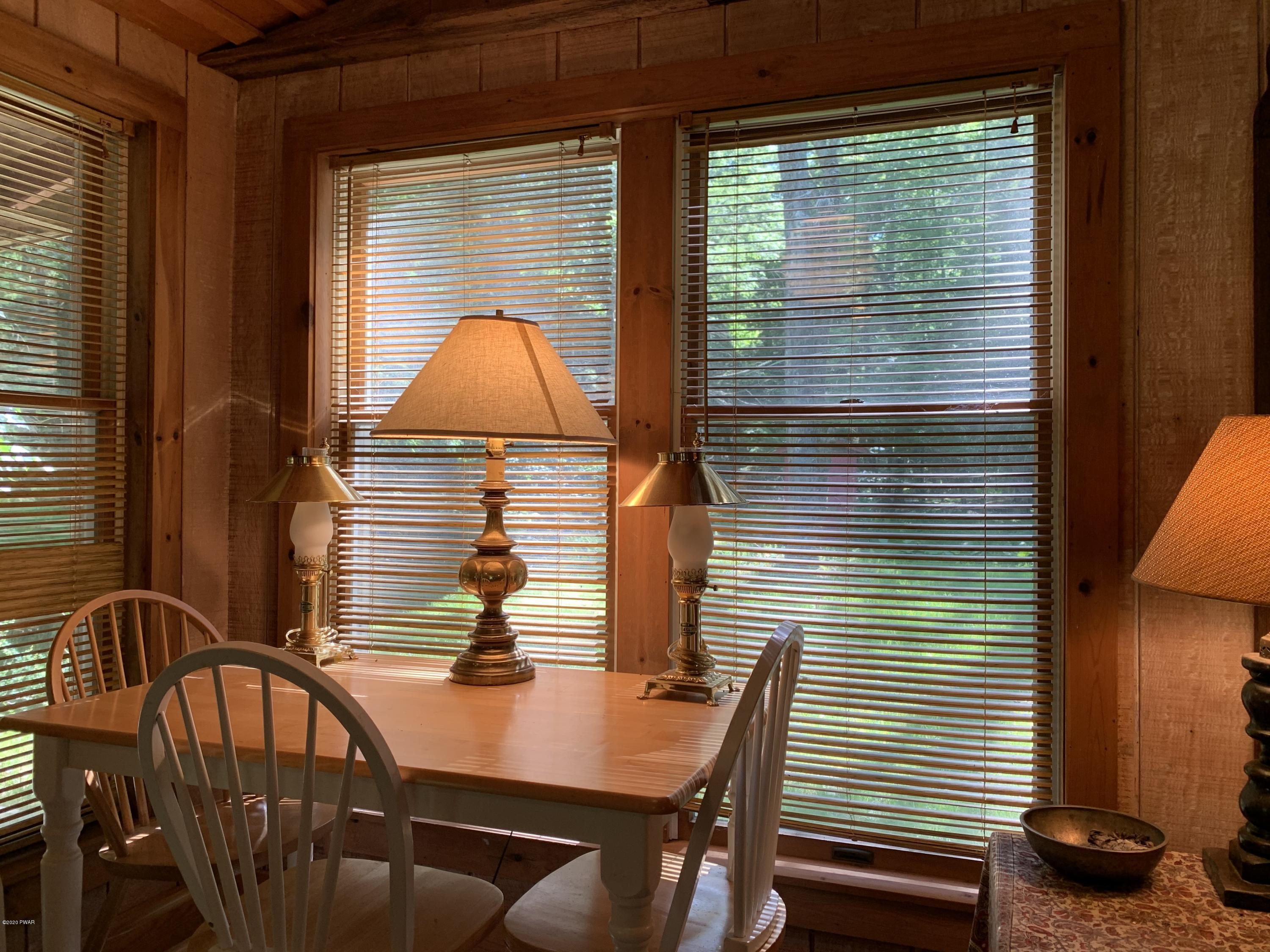 741 Raymondskill Road Milford, PA 18337 - Photo 50 of 66 Dining Area in Guest House