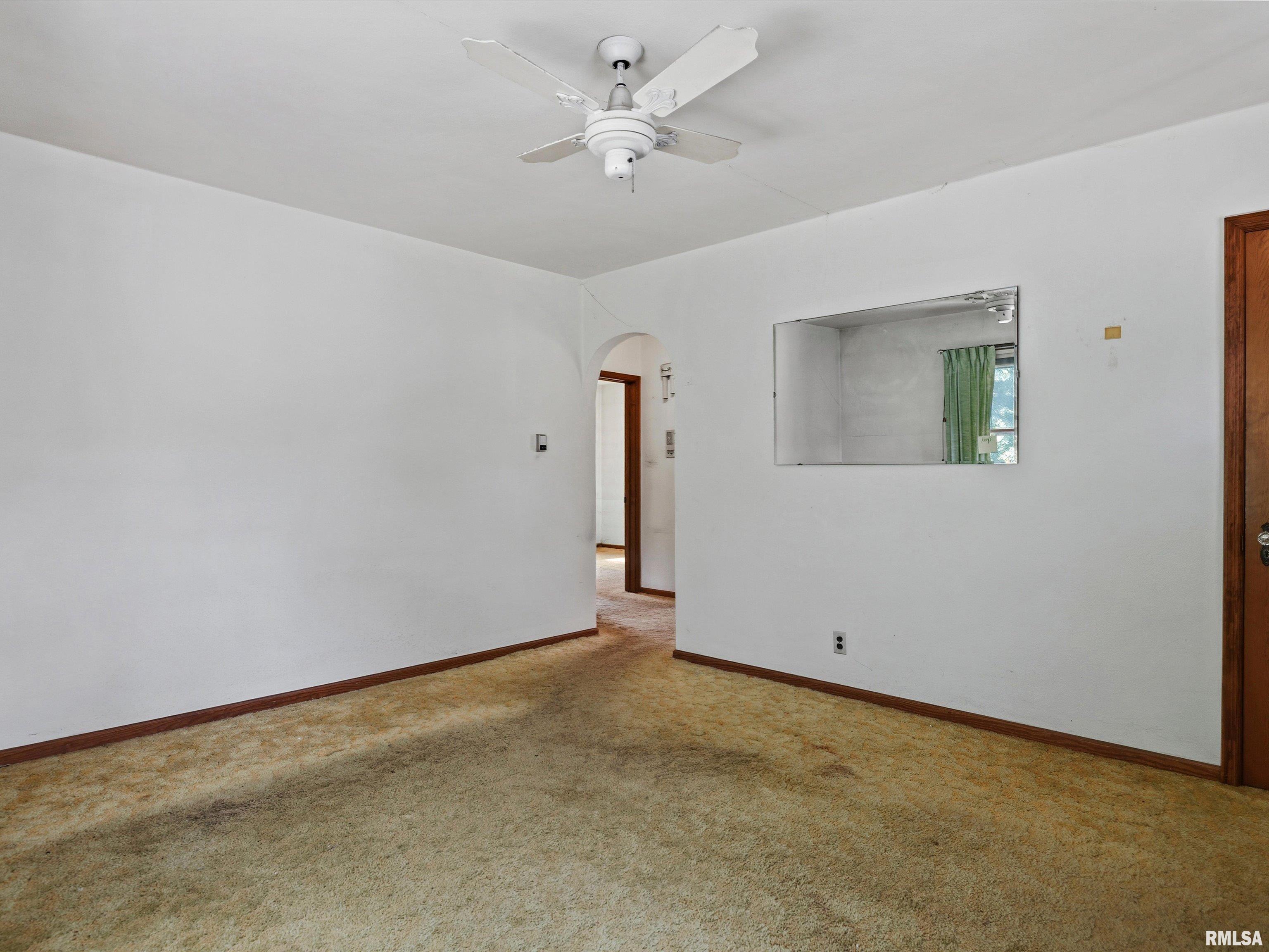 609 Wood Avenue Springfield, IL 62702 - Photo 8 of 30