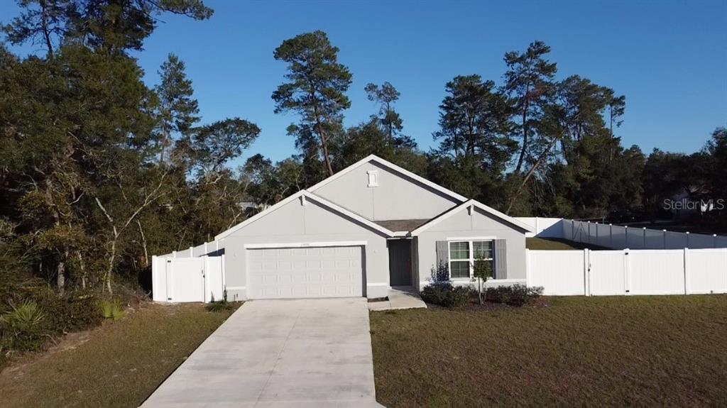15253 Southwest 28th Avenue Road Ocala, FL 34473 - Photo 3 of 13 a view of house and outdoor space