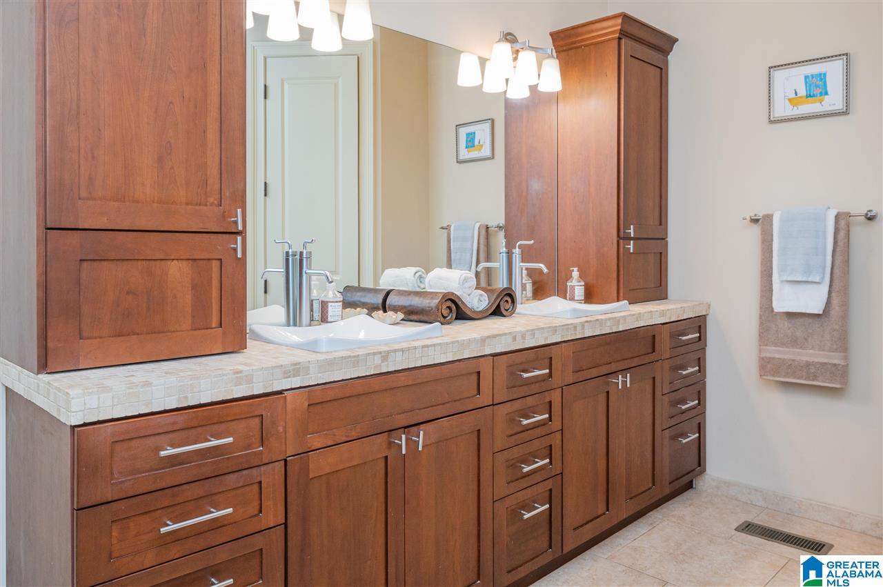 2705 Shades Crest Road Birmingham, AL 35216 - Photo 27 of 46