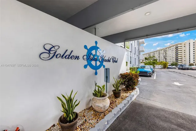 a view of a swimming pool and outdoor space