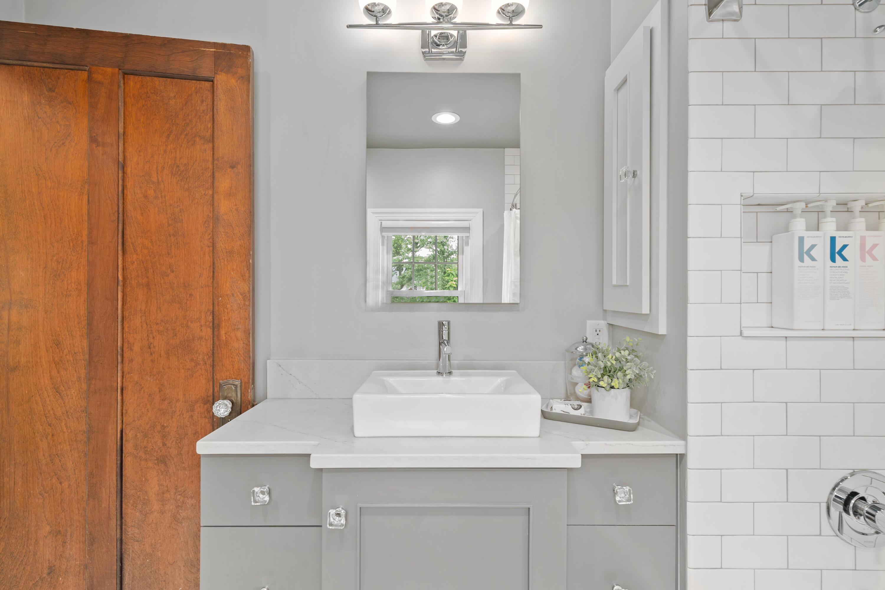 194 Fallis Road Columbus, OH 43214 - Photo 24 of 50 Gallery Image 24