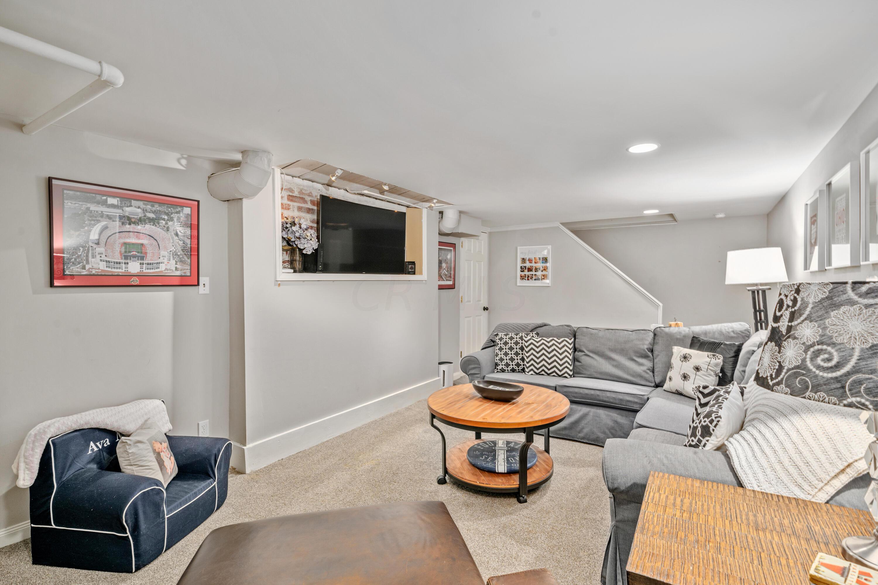 194 Fallis Road Columbus, OH 43214 - Photo 36 of 50 Gallery Image 36