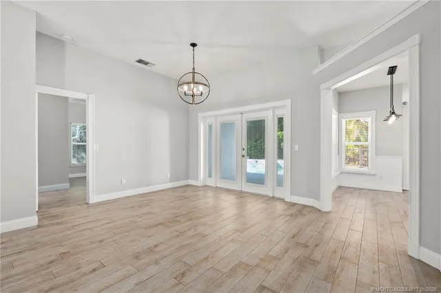 $875,000 | 449 Southeast Southwood Trail, Stuart, FL 34997