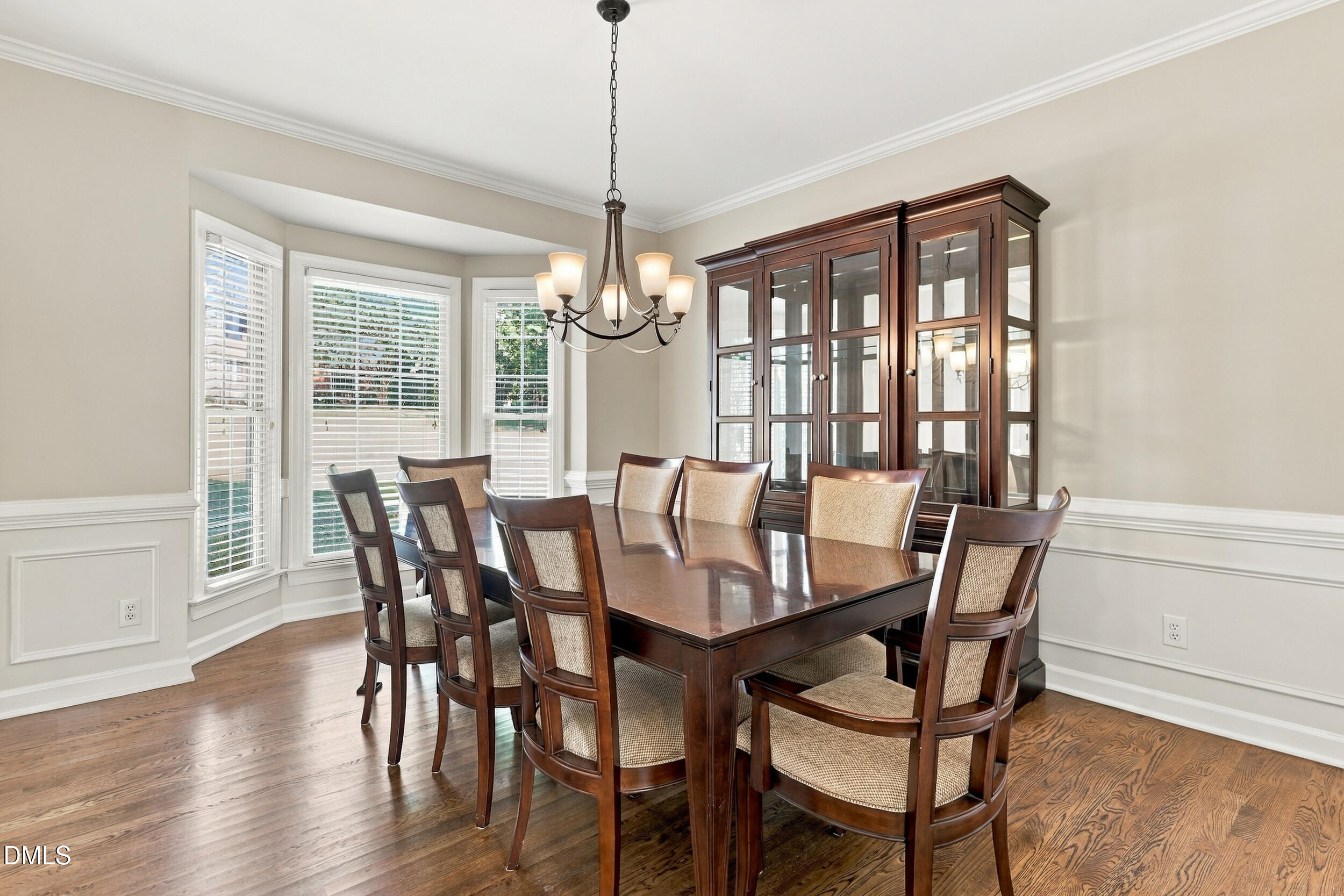 5608 Crossfield Drive Raleigh, NC 27613 - Photo 3 of 45 Dining Area