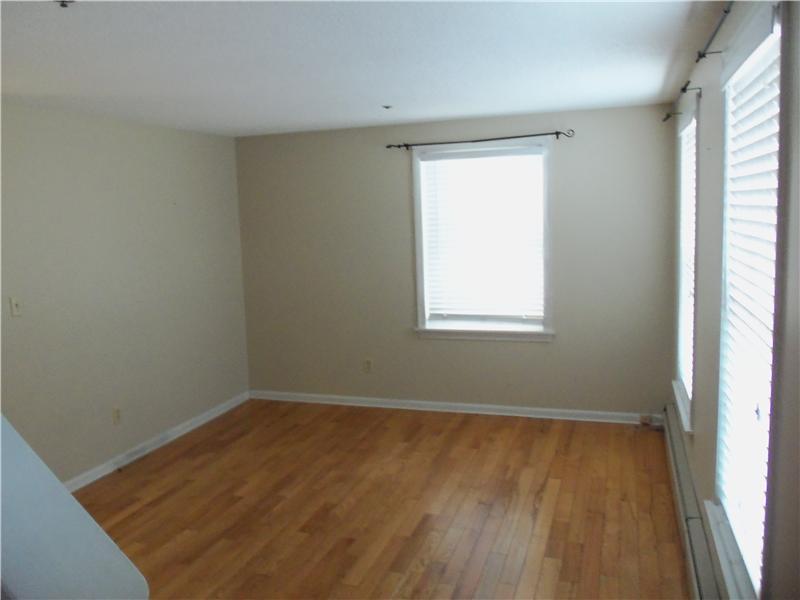 17 Basswood Road Brunswick, ME 04011 - Photo 4 of 13 Living Room.