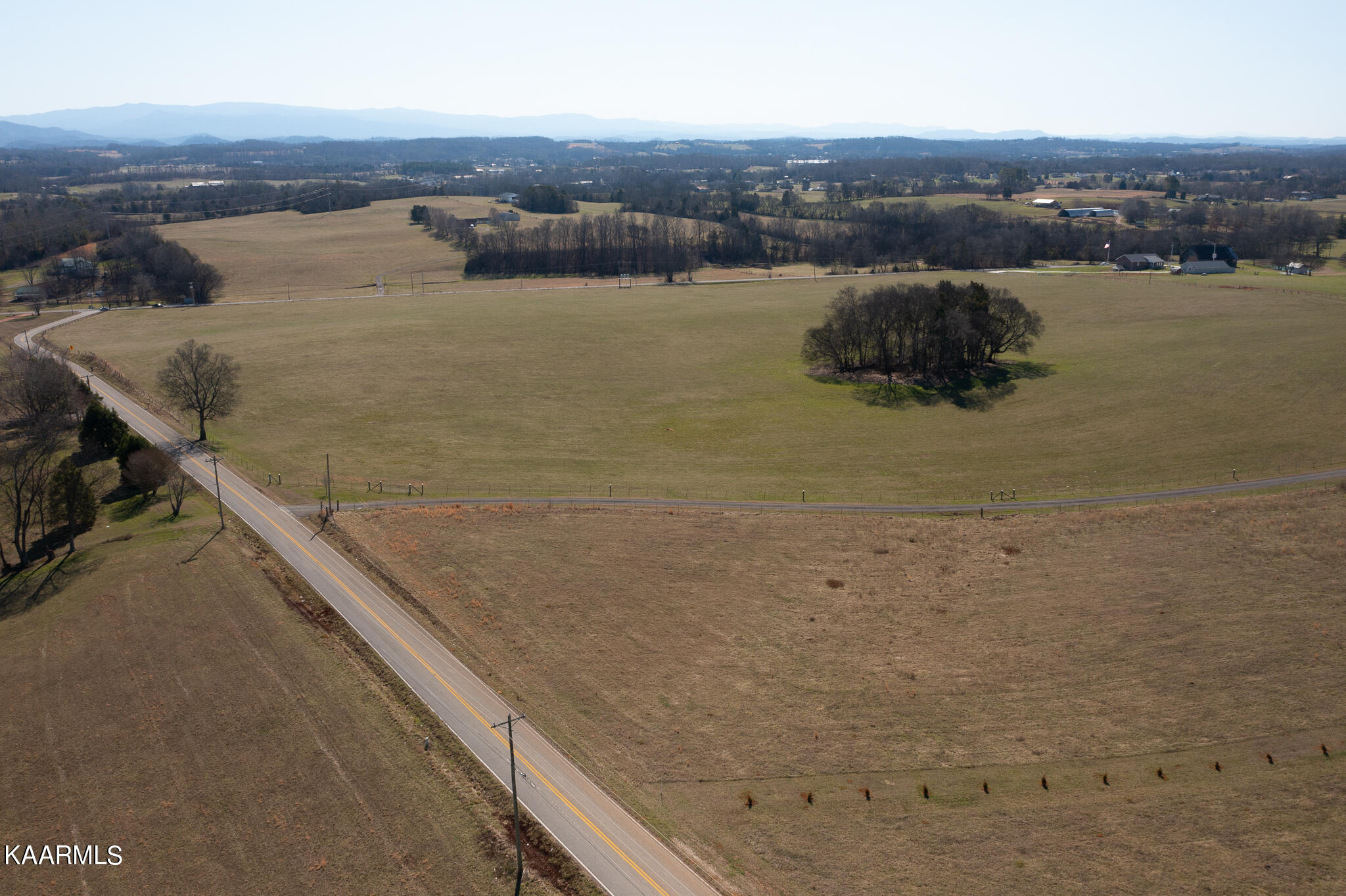 981 Meadow Road West Greenback, TN 37742 - Photo 14 of 17 untitled-14