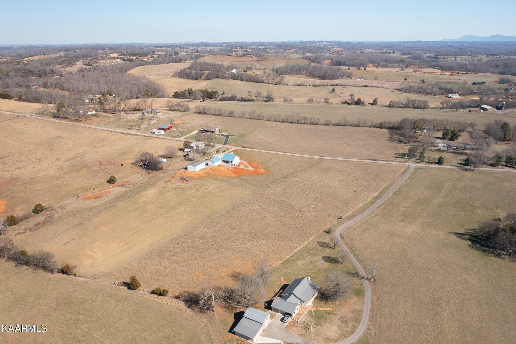 981 Meadow Road West Greenback, TN 37742 - Photo 8 of 17 untitled-8