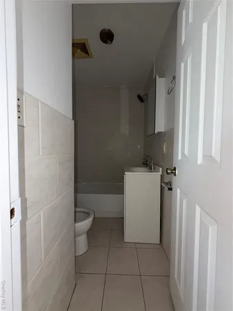 $2,800 | 2381 Belmont Avenue, Unit 6A | Belmont