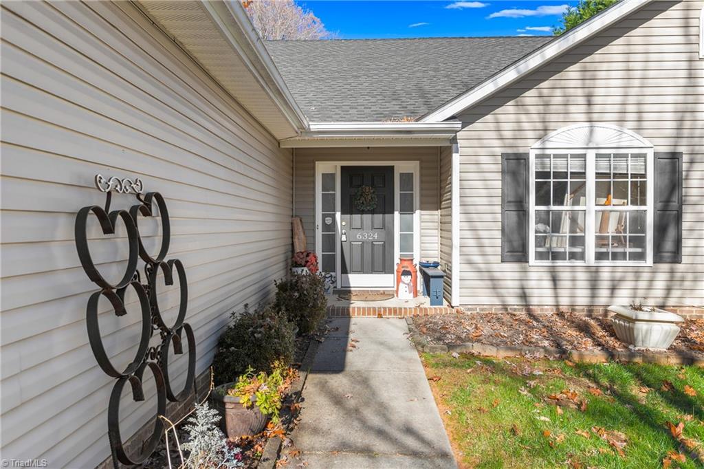 6324 Ridge Haven Road Greensboro, NC 27410 - Photo 5 of 30 Gallery Image 5