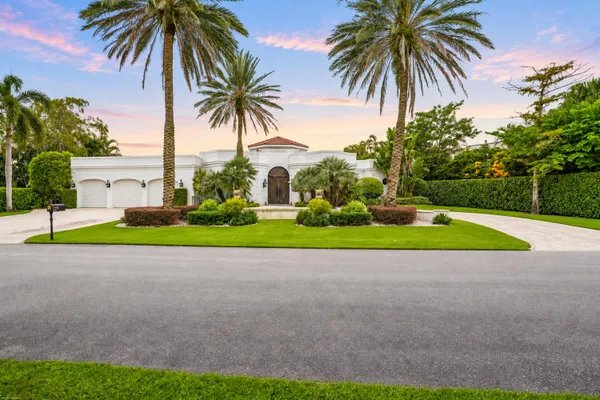 $4,450,000 | 2344 Golf Brook Drive, Wellington, FL 33414