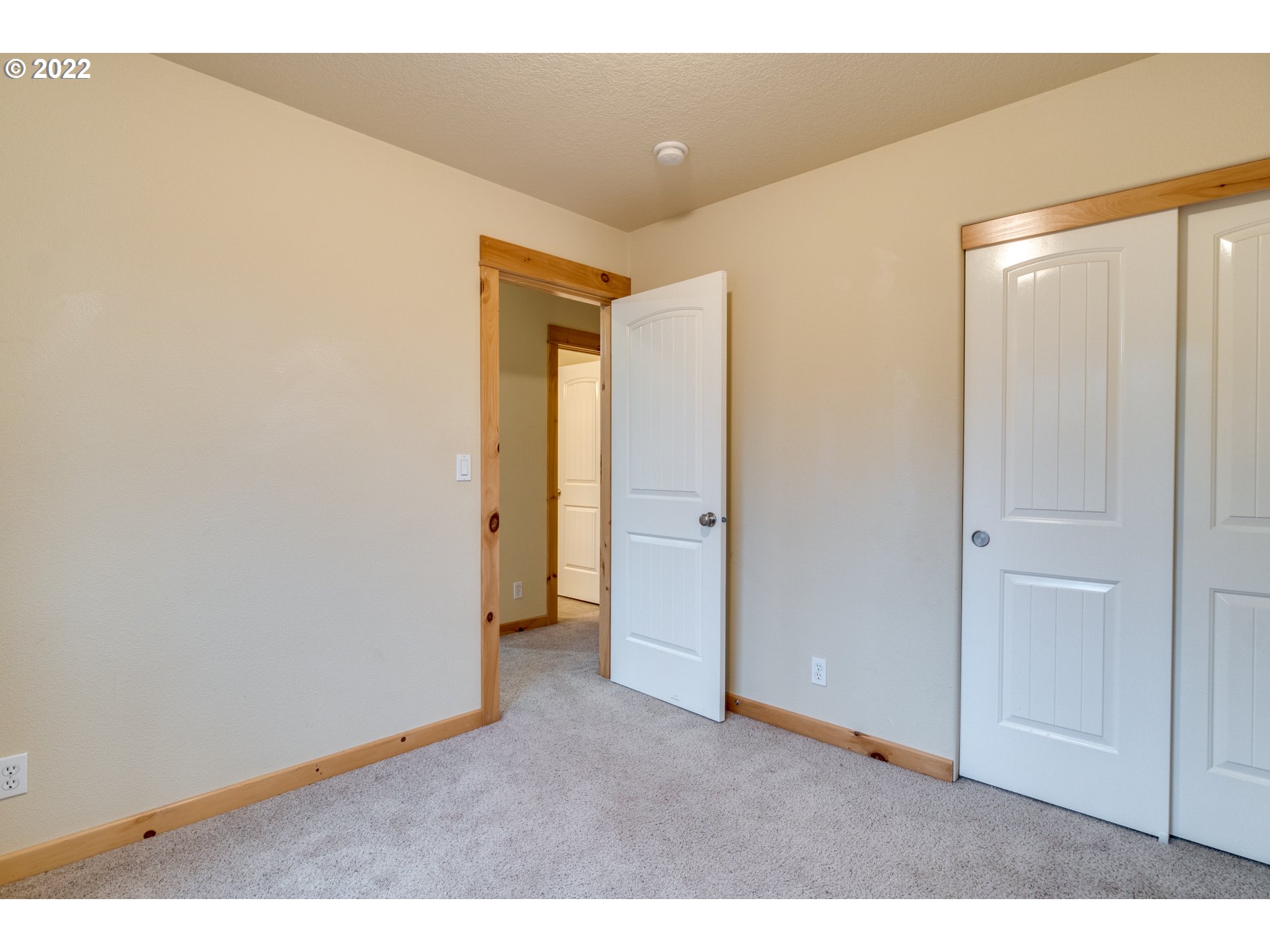 640 Southwest Trout Court Camas, WA 98607 - Photo 13 of 32 a view of an empty room