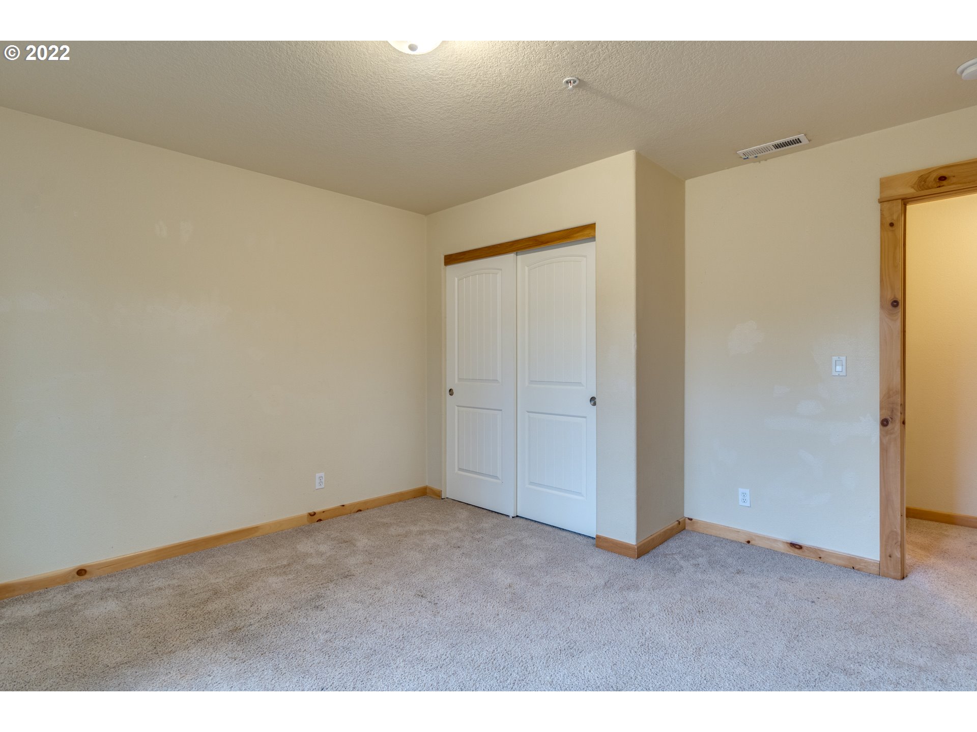 640 Southwest Trout Court Camas, WA 98607 - Photo 20 of 32 a view of an empty room