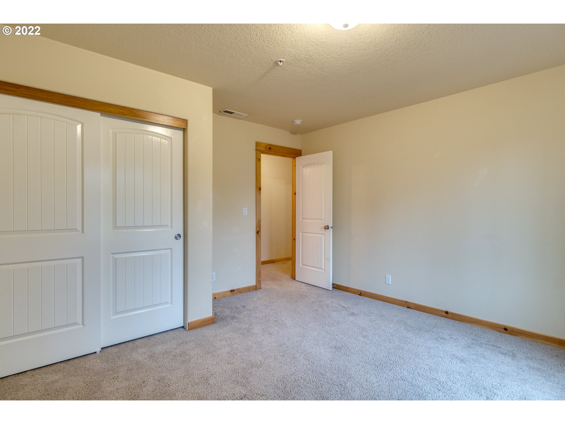 640 Southwest Trout Court Camas, WA 98607 - Photo 21 of 32 a view of an empty room
