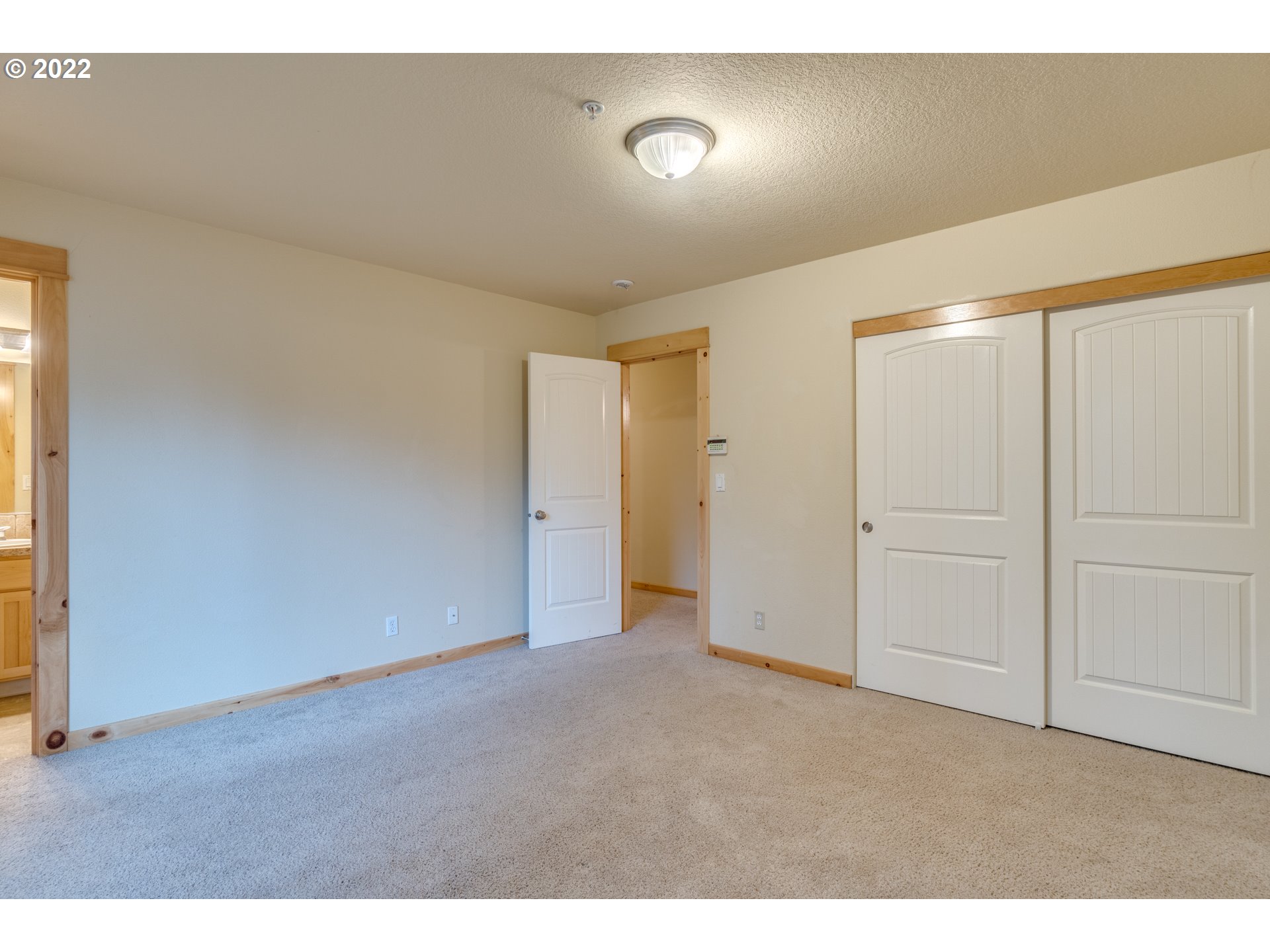 640 Southwest Trout Court Camas, WA 98607 - Photo 23 of 32 a view of an empty room
