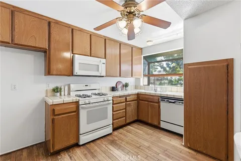 $1,099,000 | 2435 Rue De Cannes, Costa Mesa, CA 92627