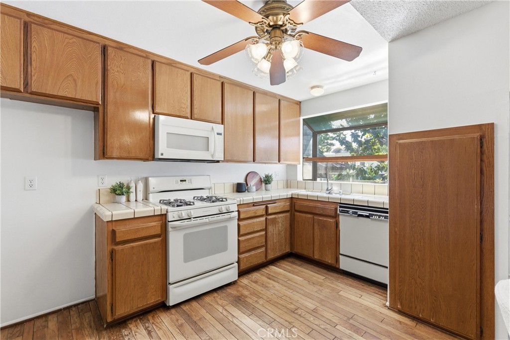 2435 Rue De Cannes Costa Mesa, CA 92627 - Photo 6 of 18