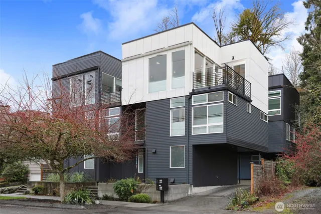 $725,000 | 3717 South Dawson Street, Seattle, WA 98118