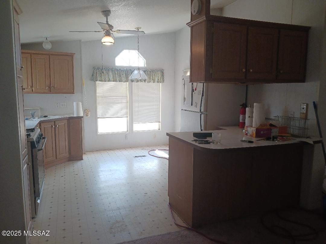 6475 North Sanders Road Tucson, AZ 85743 - Photo 6 of 22 Gallery Image 6