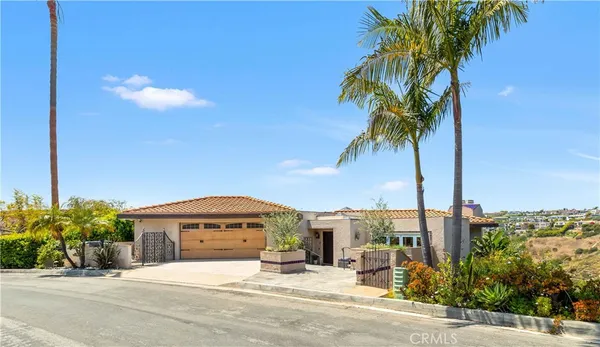 $3,995,000 | 1992 San Remo Drive, Laguna Beach, CA 92651