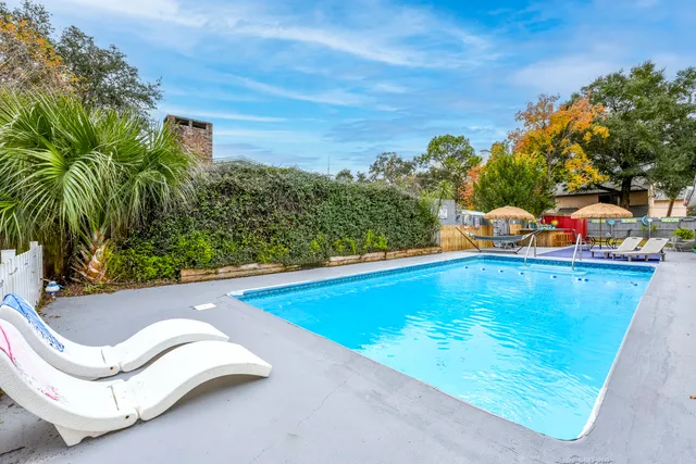 $470,000 | 111 Cedar Avenue Southwest, Fort Walton Beach, FL 32548