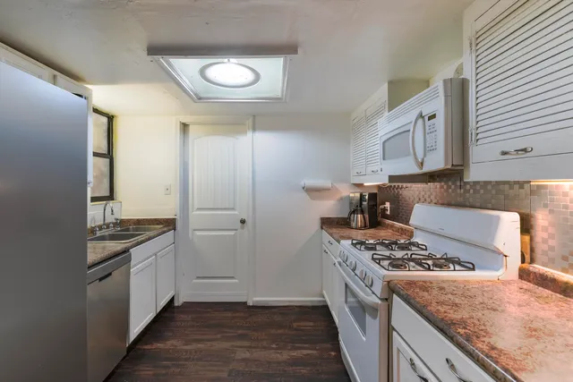 $470,000 | 111 Cedar Avenue Southwest, Fort Walton Beach, FL 32548