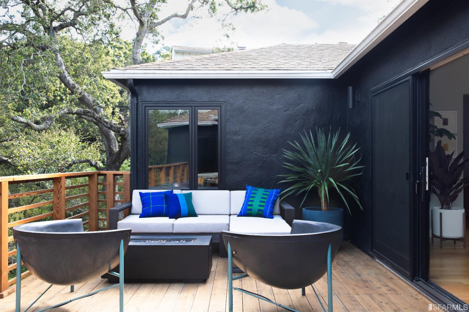 1878 Leimert Boulevard Oakland, CA 94602 - Photo 3 of 92