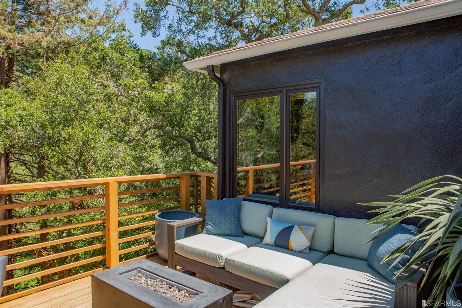 1878 Leimert Boulevard Oakland, CA 94602 - Photo 31 of 92