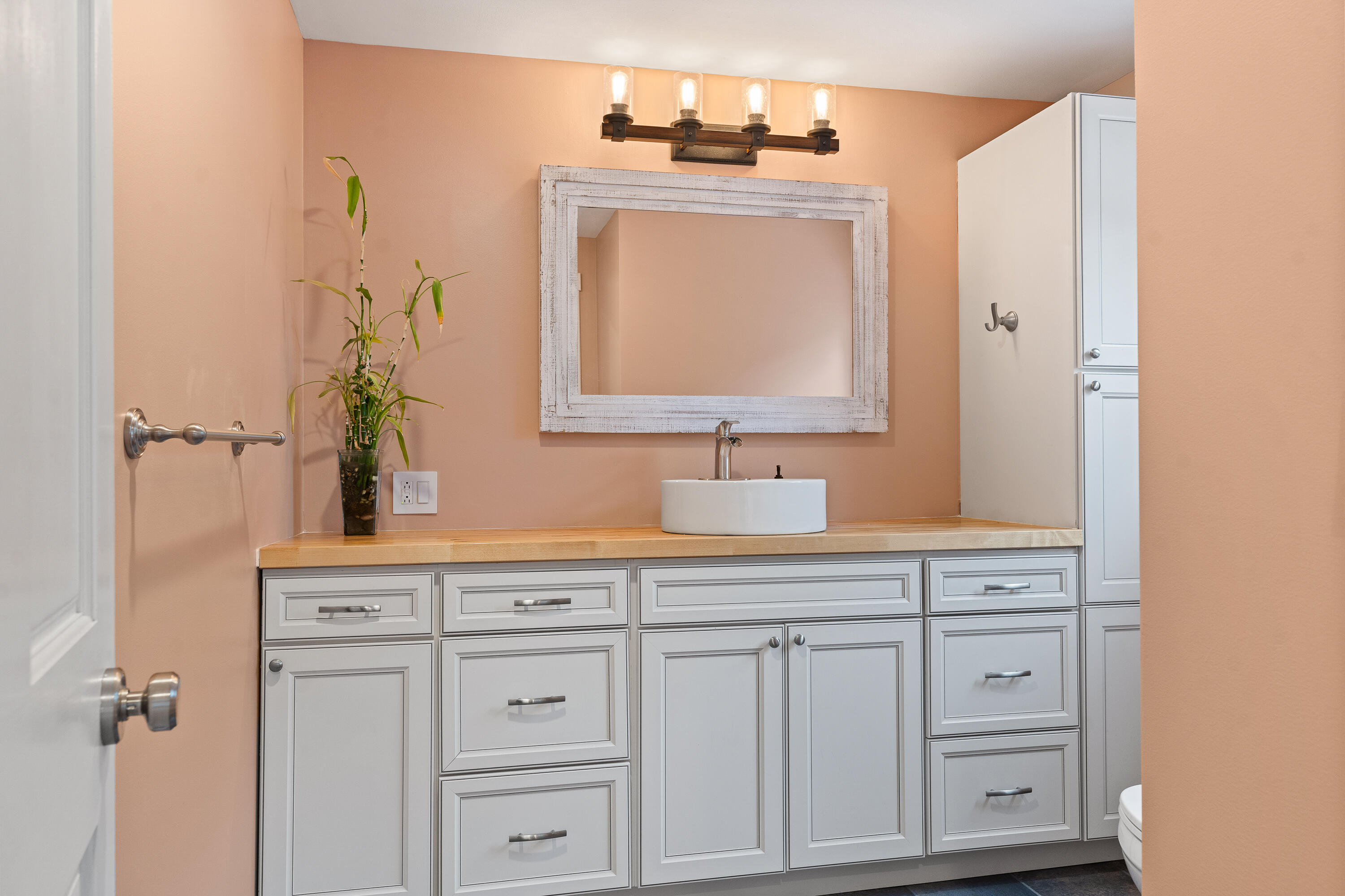 378 Cross Hill Road Augusta, ME 04330 - Photo 14 of 73 half bath first floor