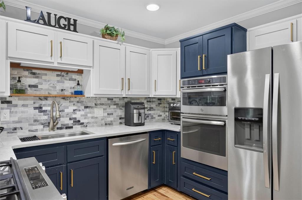 9005 Ridgestone Court Roswell, GA 30076 - Photo 17 of 55 Gallery Image 17
