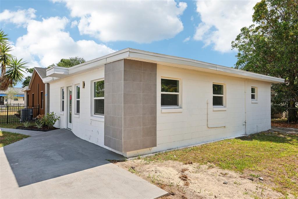730 West Swoope Avenue Winter Park, FL 32789 - Photo 39 of 72 a view of a house with backyard