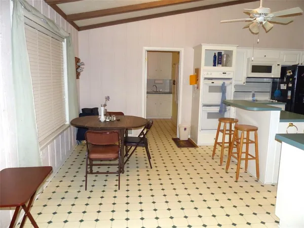 $299,000 | 2105 Stanton Street, Brady, TX 76825