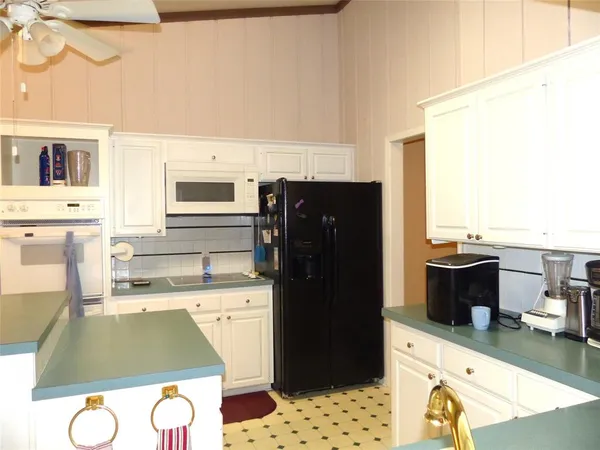 $299,000 | 2105 Stanton Street, Brady, TX 76825