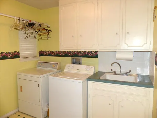 $299,000 | 2105 Stanton Street, Brady, TX 76825
