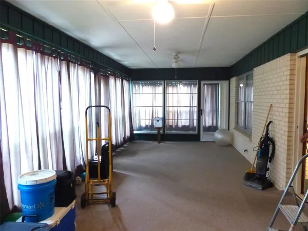 $299,000 | 2105 Stanton Street, Brady, TX 76825