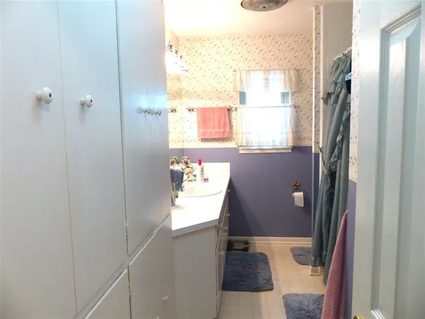 $299,000 | 2105 Stanton Street, Brady, TX 76825