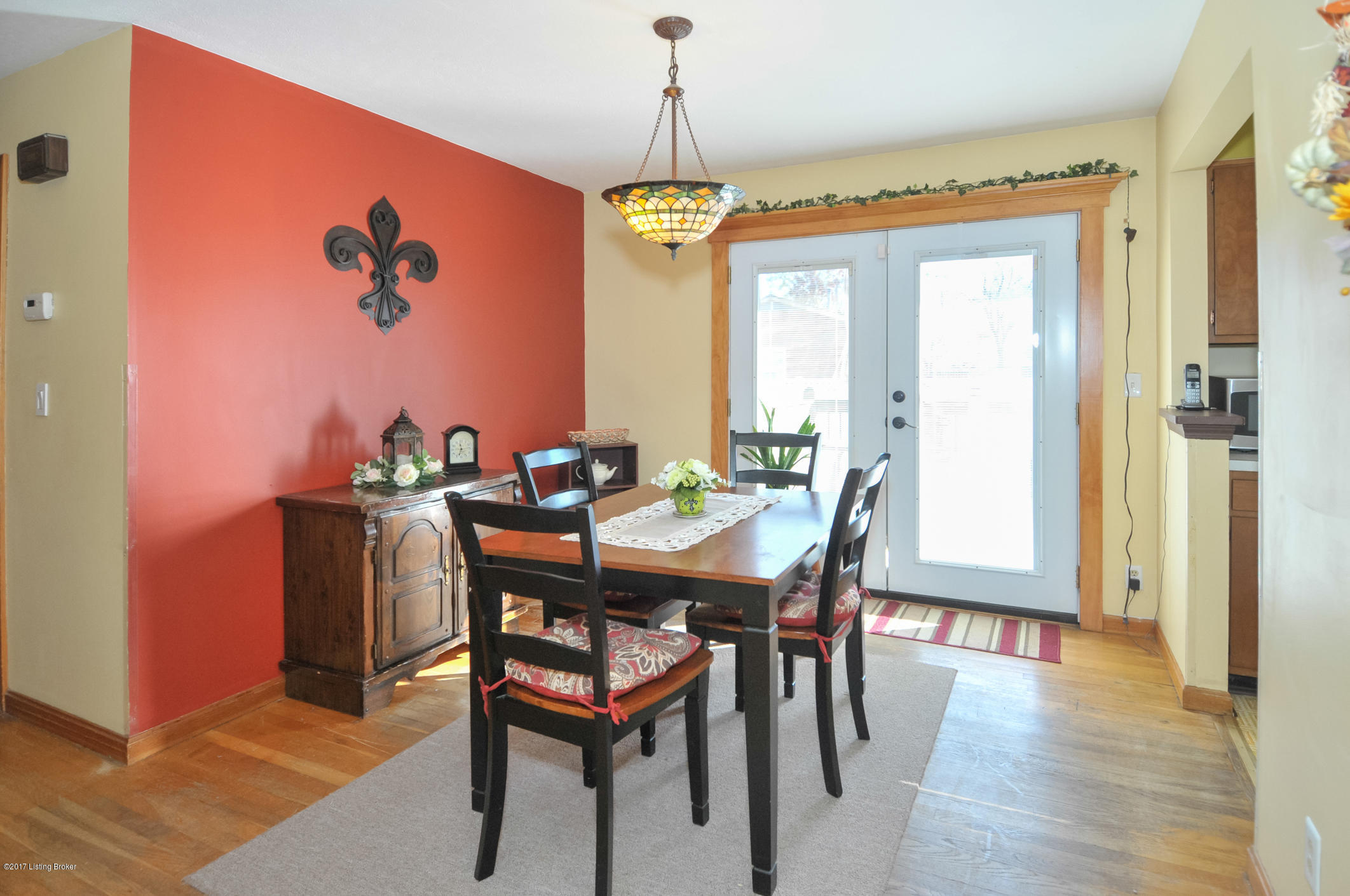 7501 Westbrook Road Louisville, KY 40258 - Photo 7 of 32 DIning Area