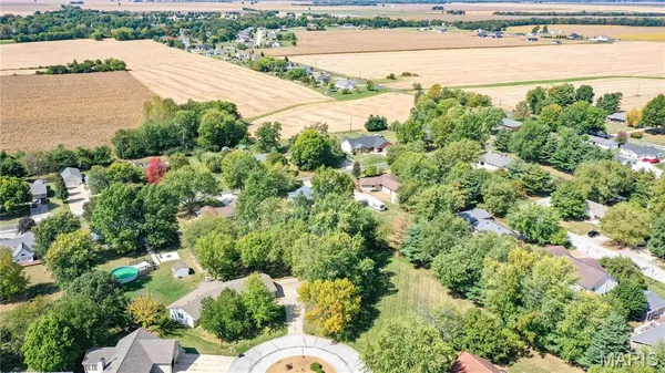 $24,900 | 32 Sugarwood Court, Jerseyville, IL 62052