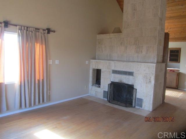1131 Rainbow Valley Road Fallbrook, CA 92028 - Photo 3 of 25